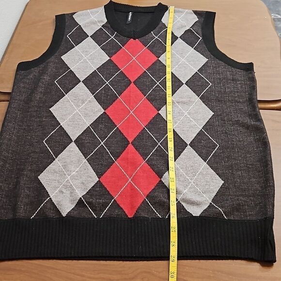 True Rock Men's argyle vest size Large - Picture 12 of 12